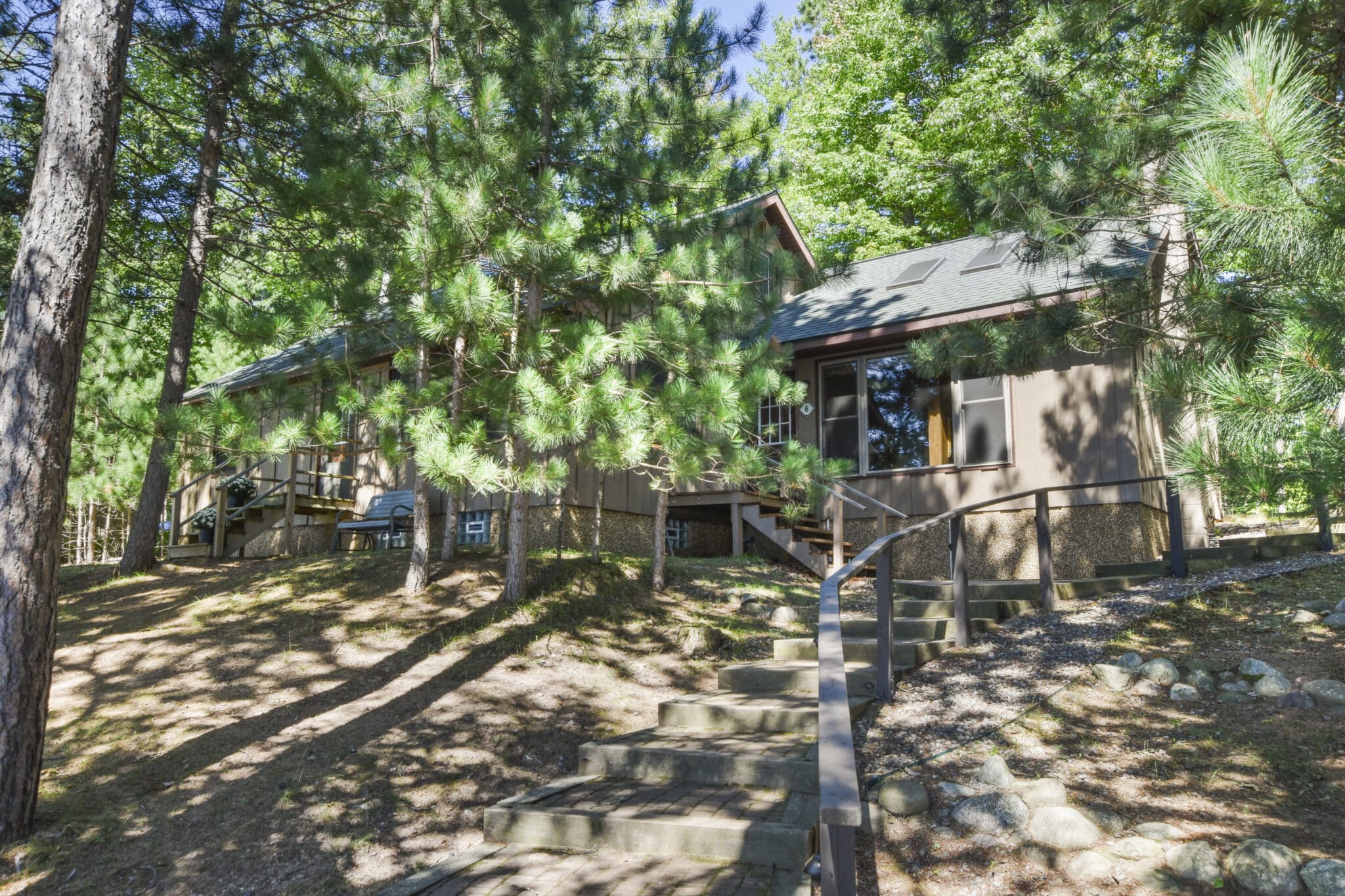 Bayview Resort Sunset  Lookout Cabin 6